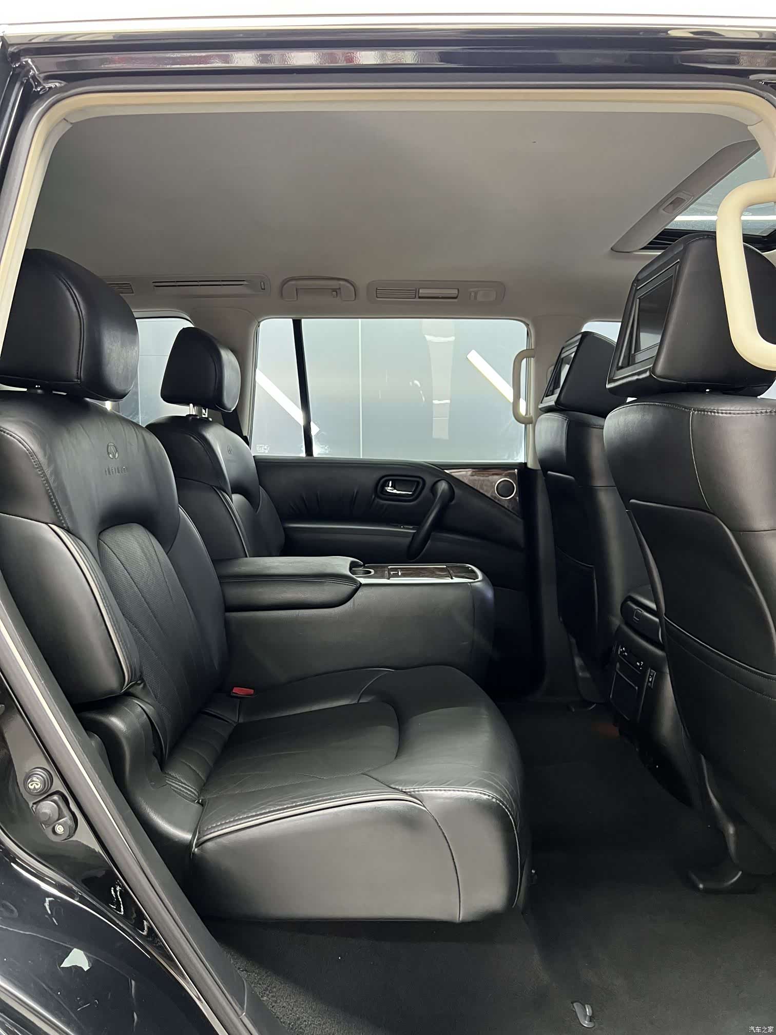 Infiniti QX56, 2014 35