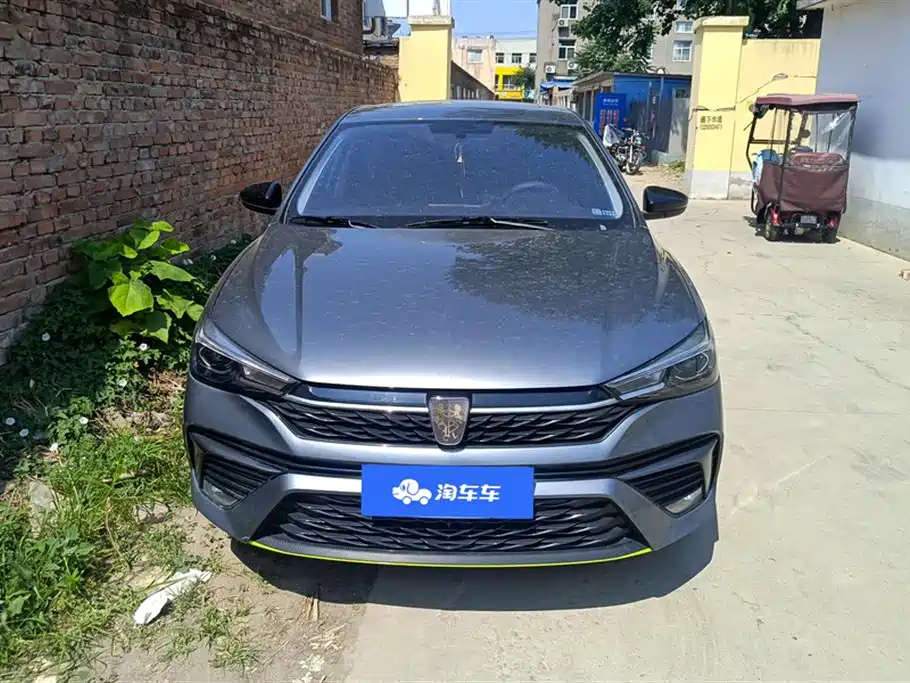 Roewe i5