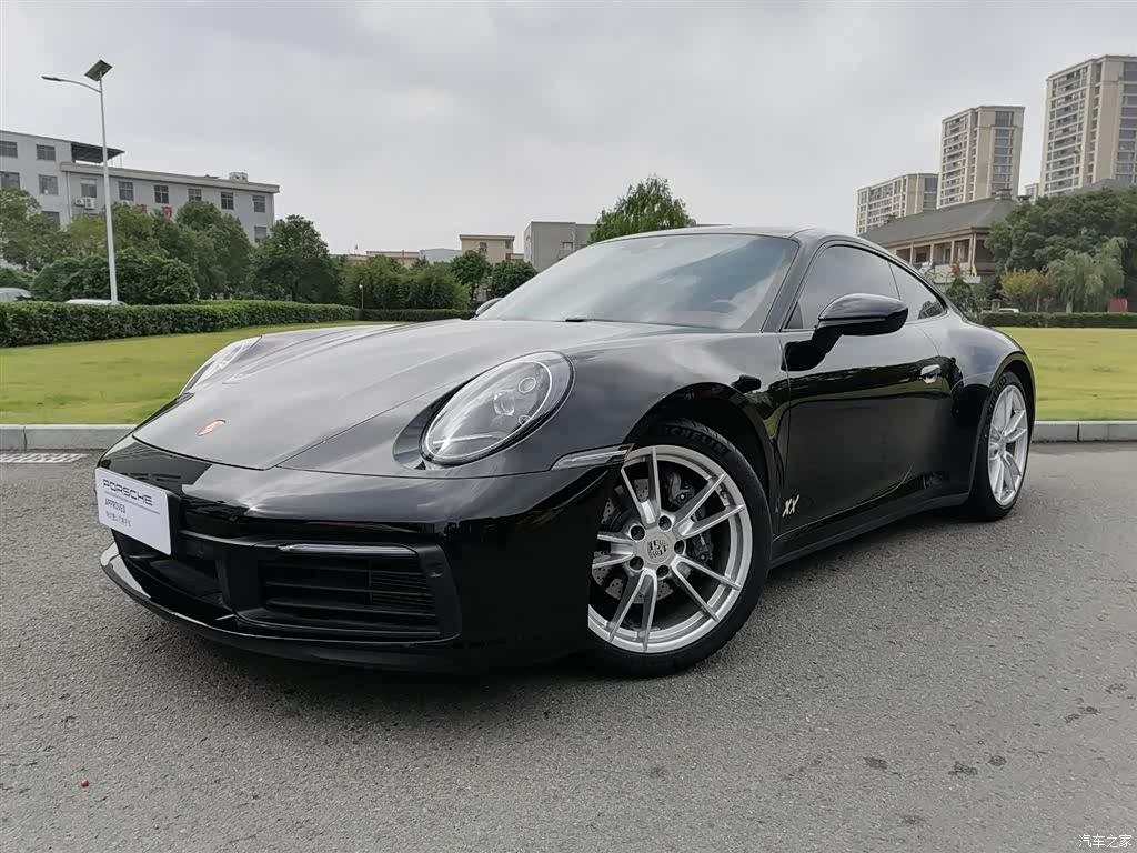Porsche 911, 2023 17
