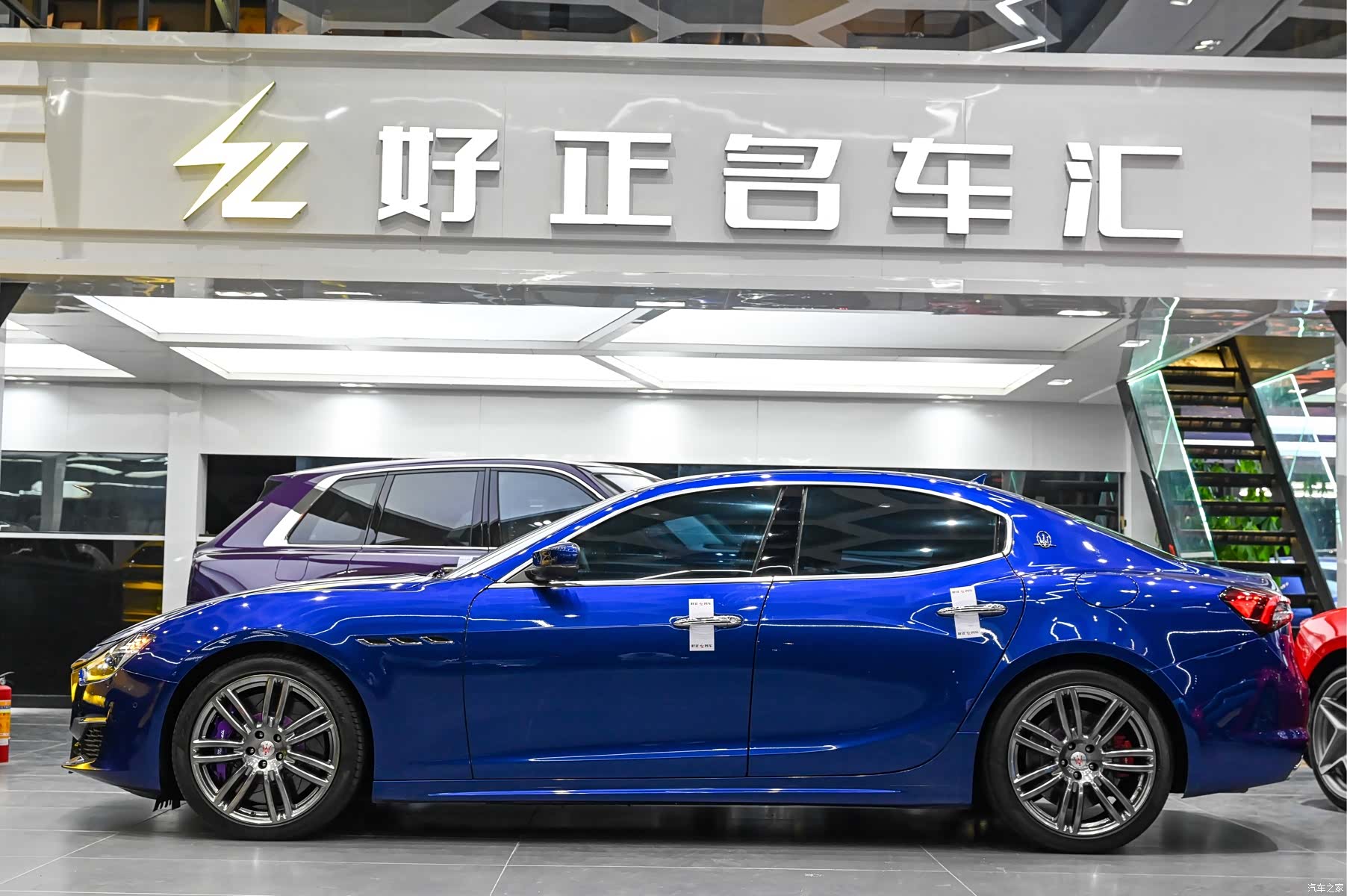 Maserati Ghibli, 2020 все фото