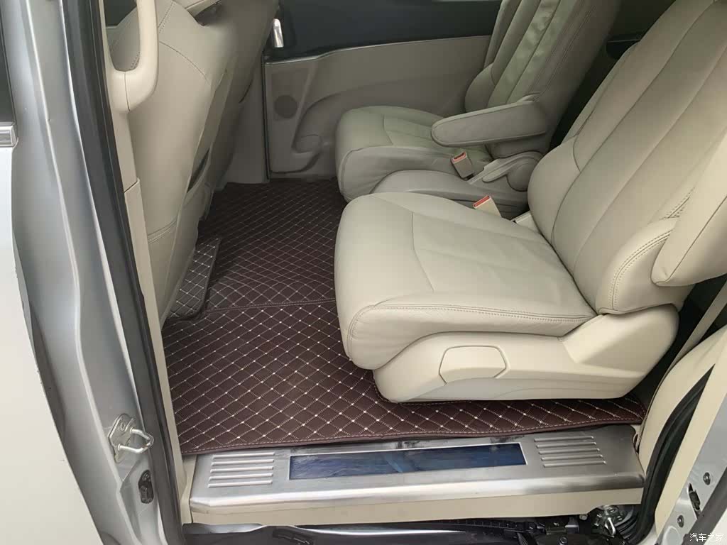 Buick GL8, 2016 9