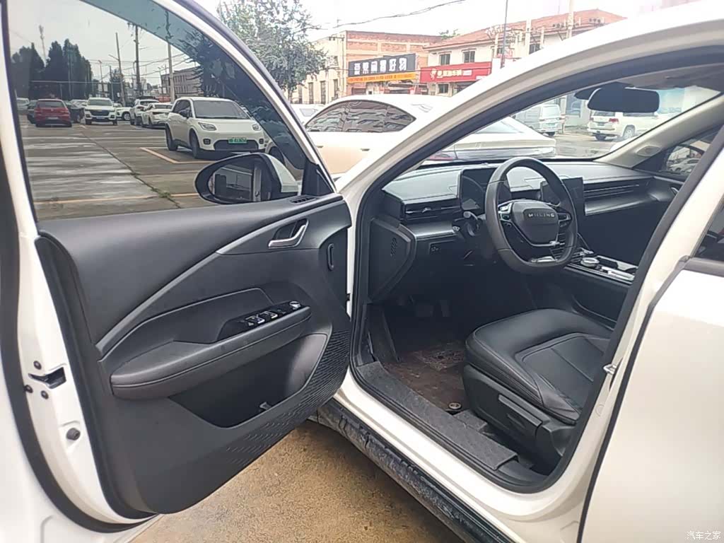 Wuling E5, 2024 16