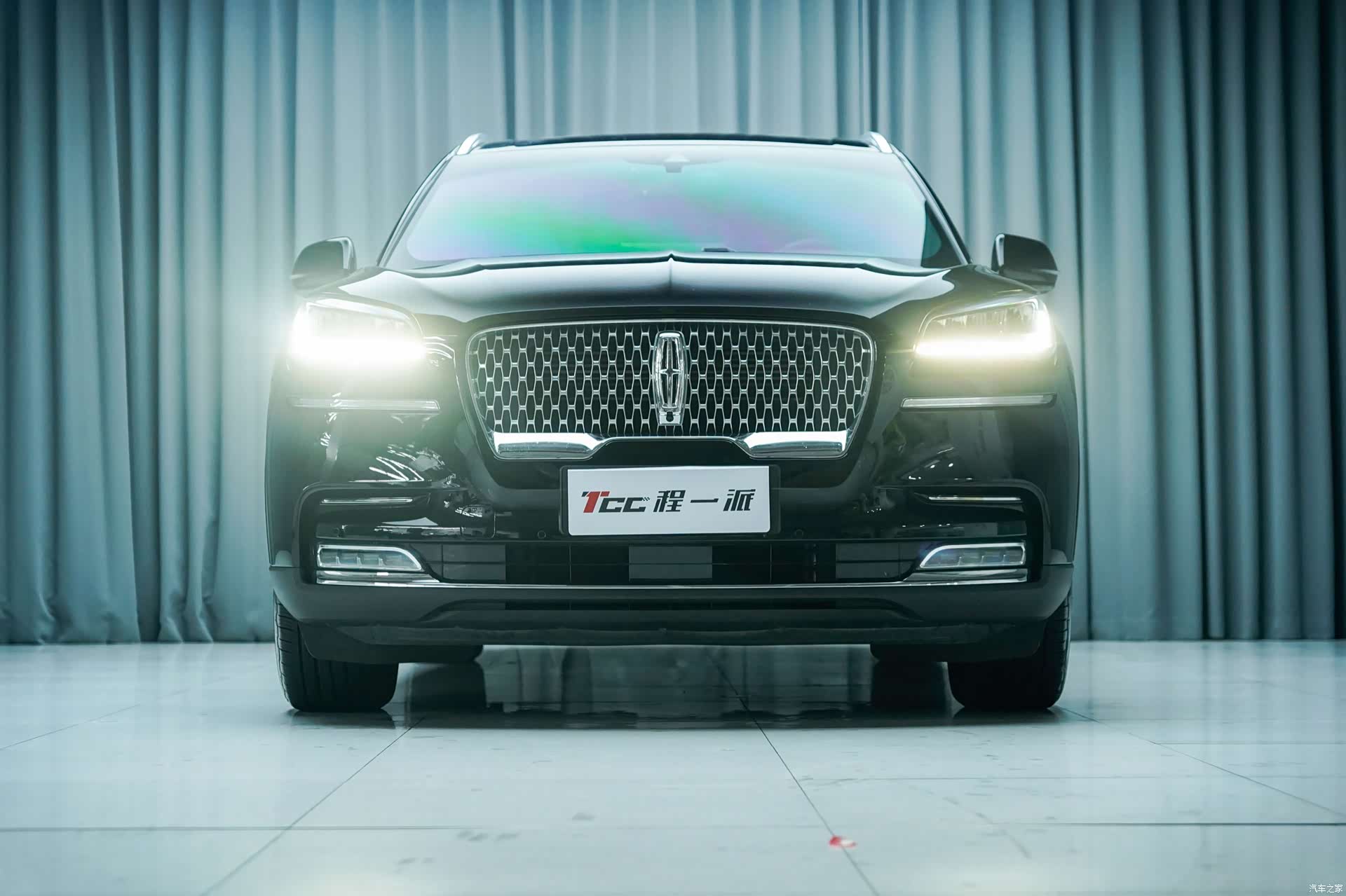Lincoln Aviator, 2024 2