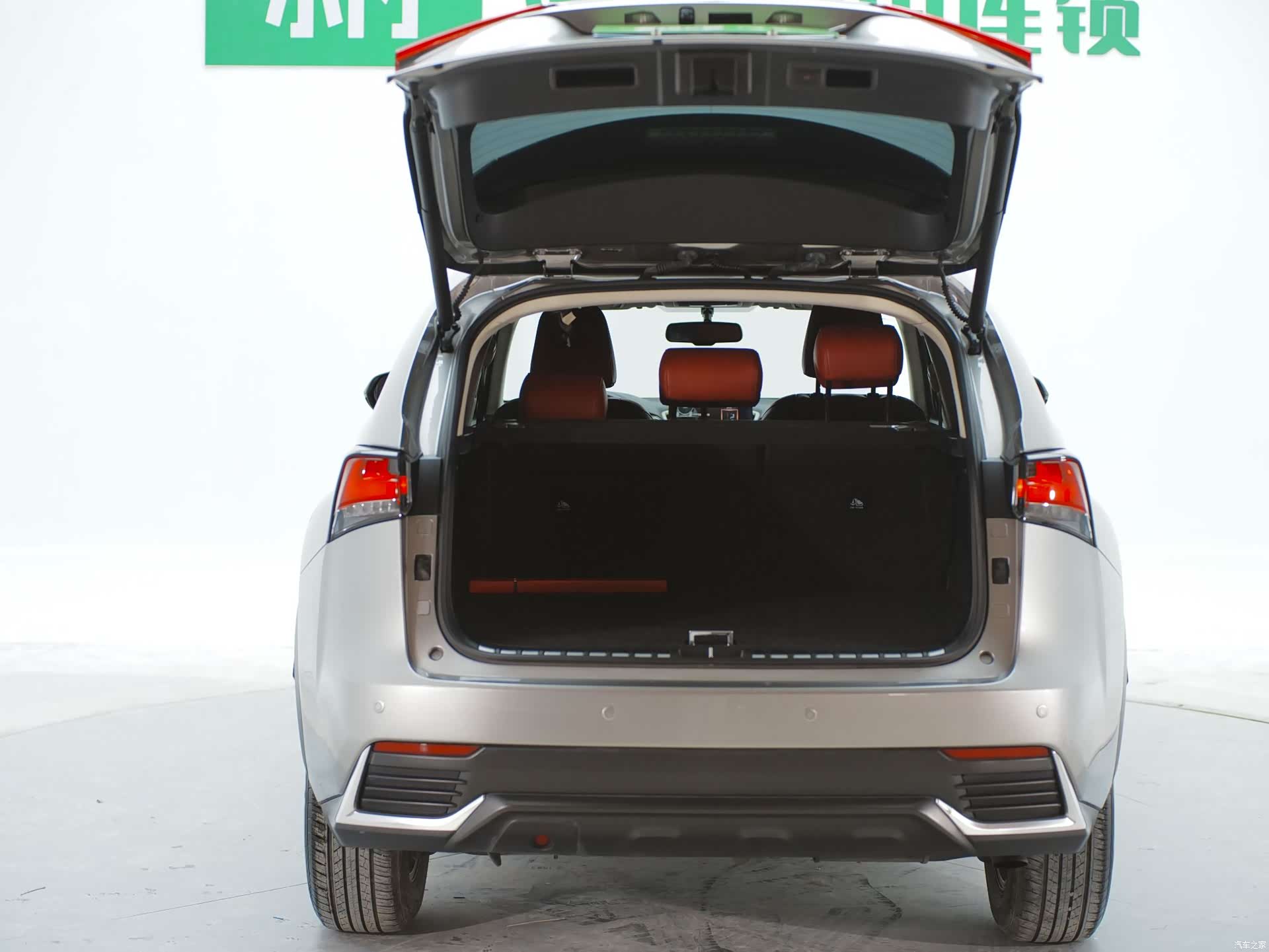Lexus NX, 2020 23