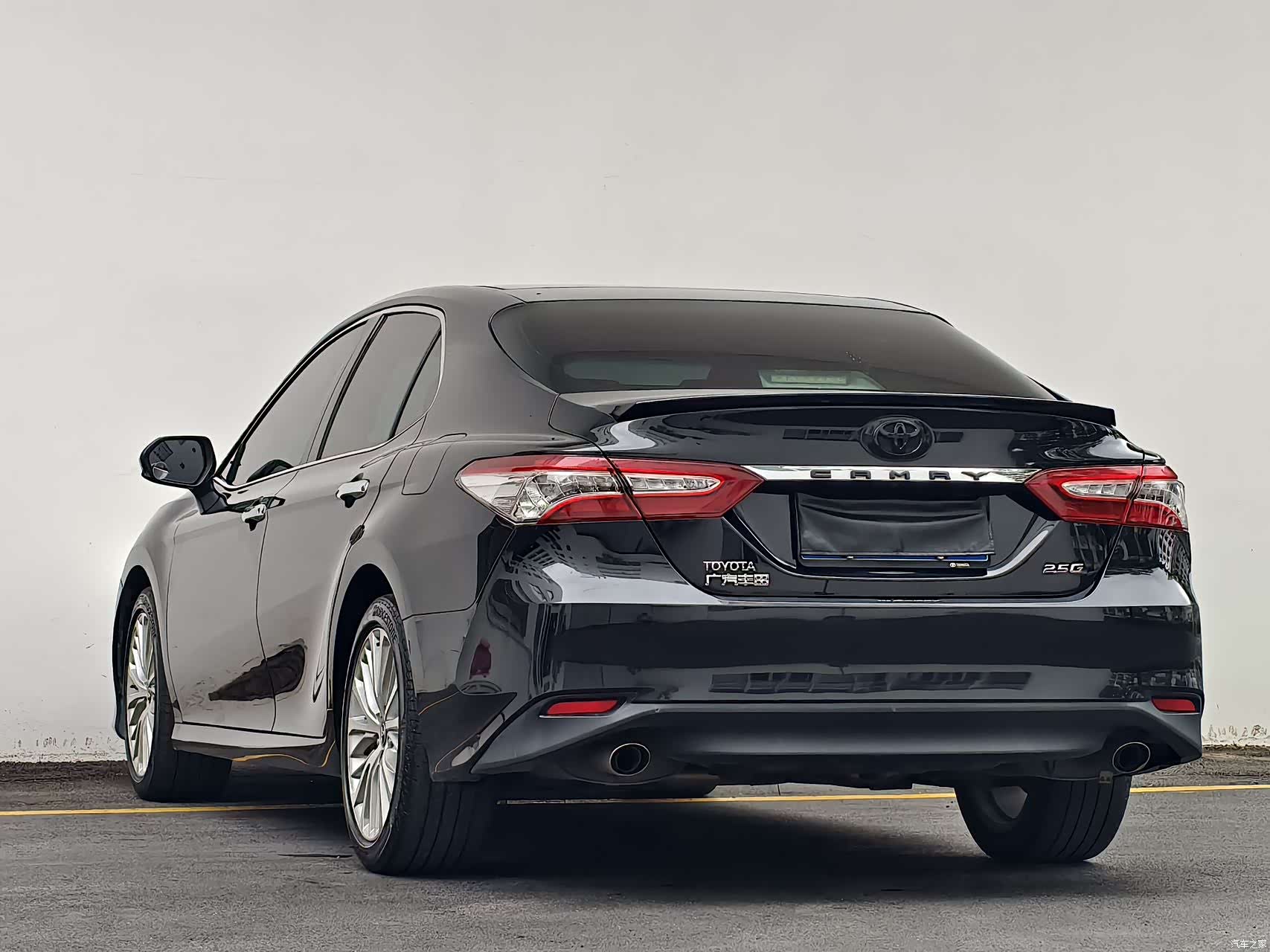 Toyota Camry, 2018 15