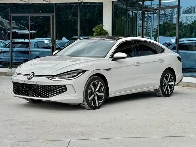 Volkswagen Lamando 2022 — купить из Китая под заказ