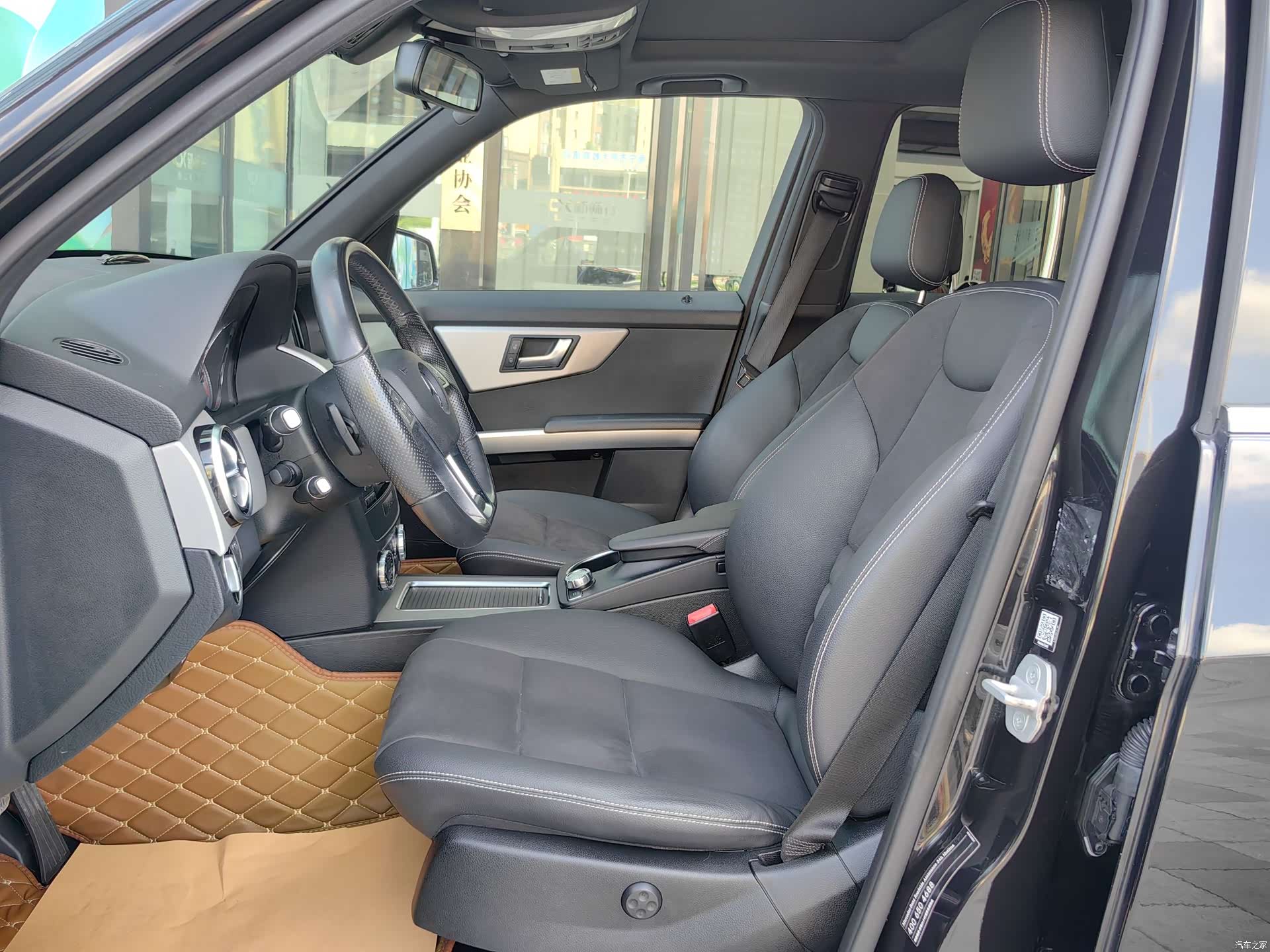Mercedes-Benz GLK-Class, 2015 8