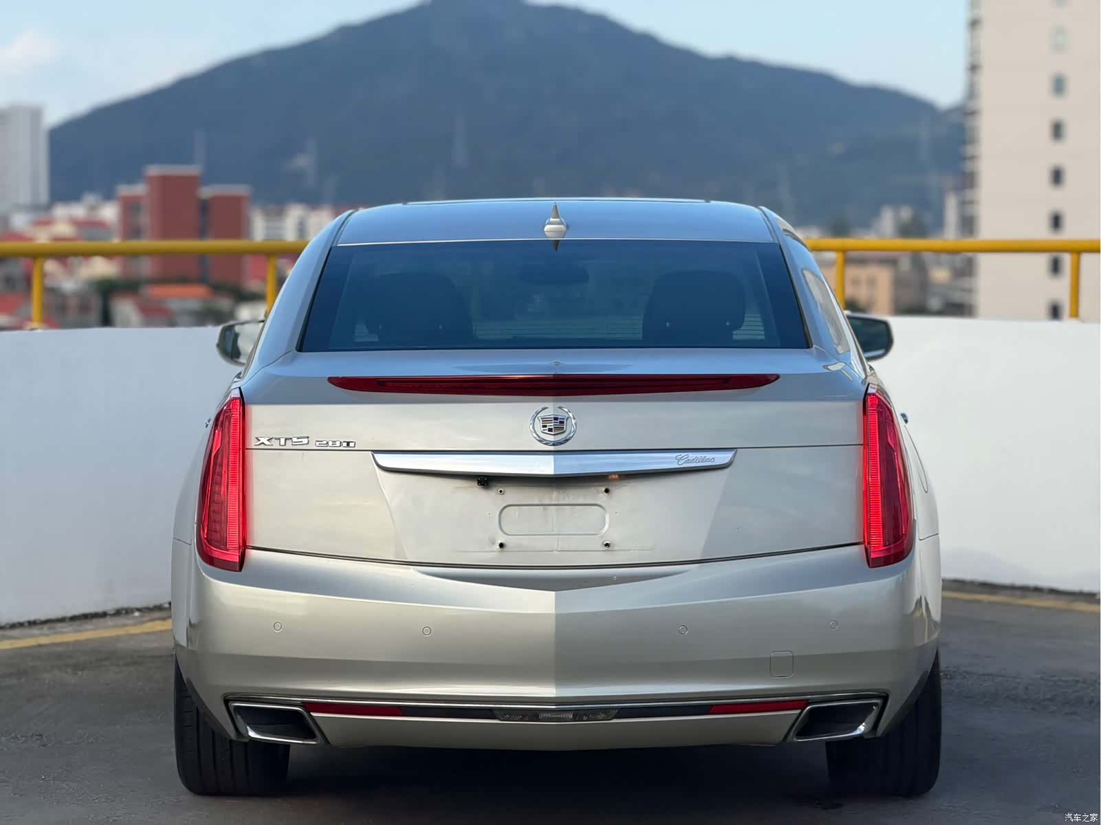 Cadillac XTS, 2015 все фото