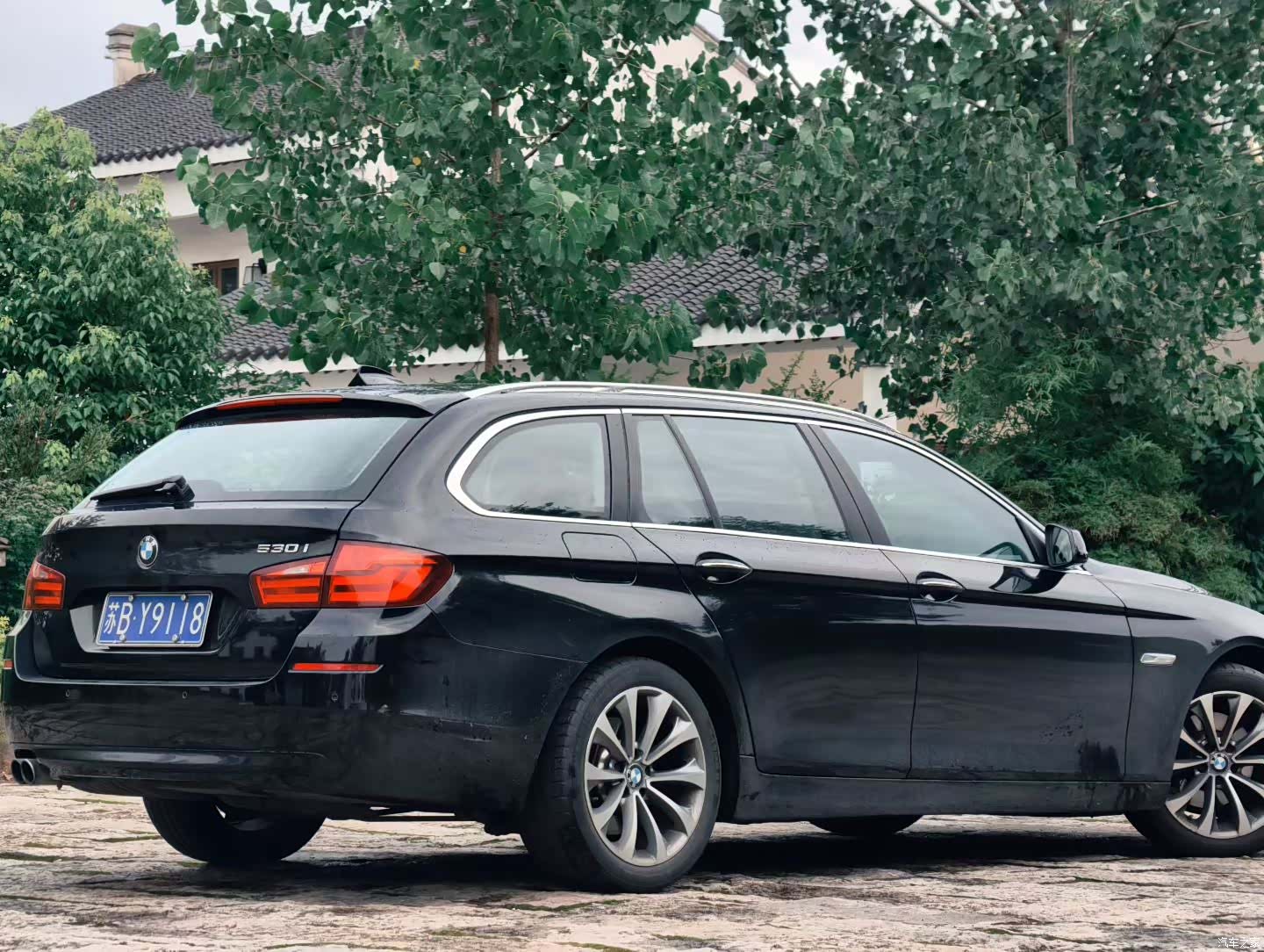 BMW 5 Series, 2012 4