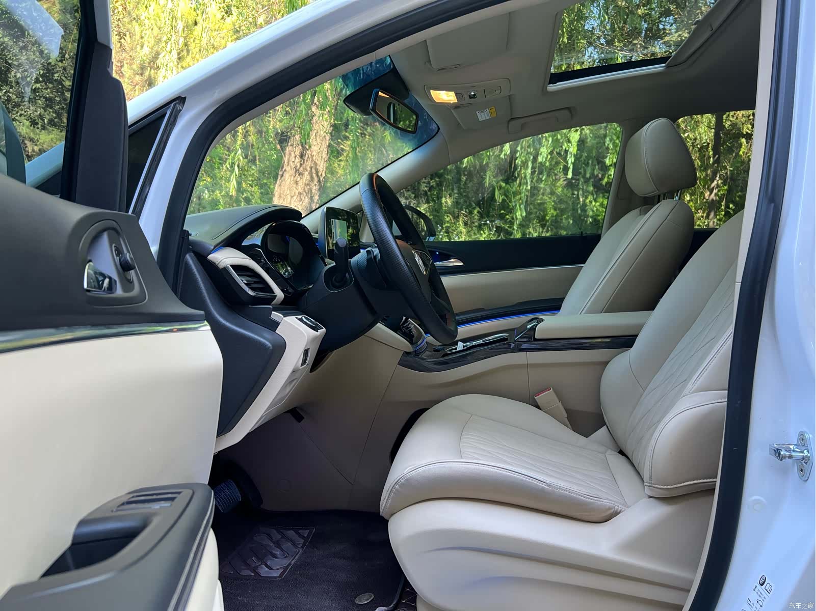 Buick GL8, 2023 7