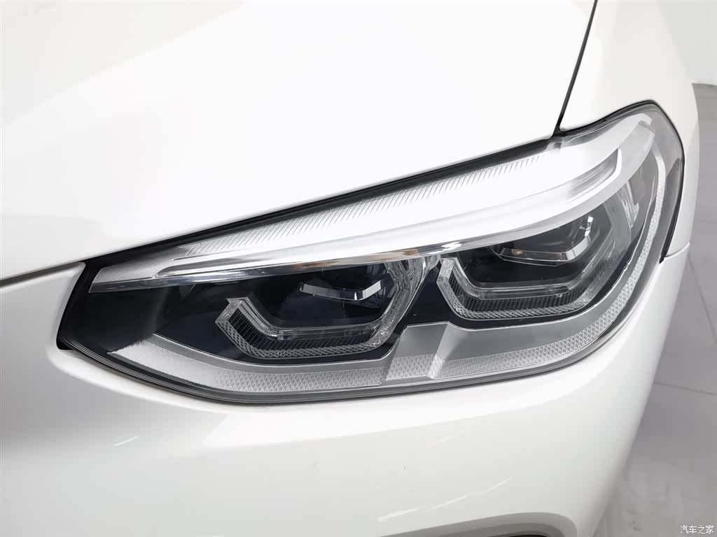 BMW X4, 2019 7