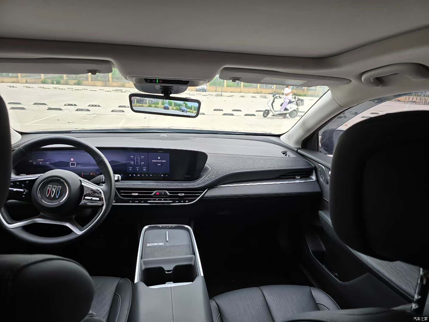 Buick LaCrosse, 2024 все фото
