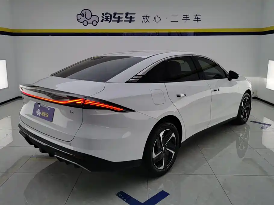 Geely Galaxy Galaxy L6