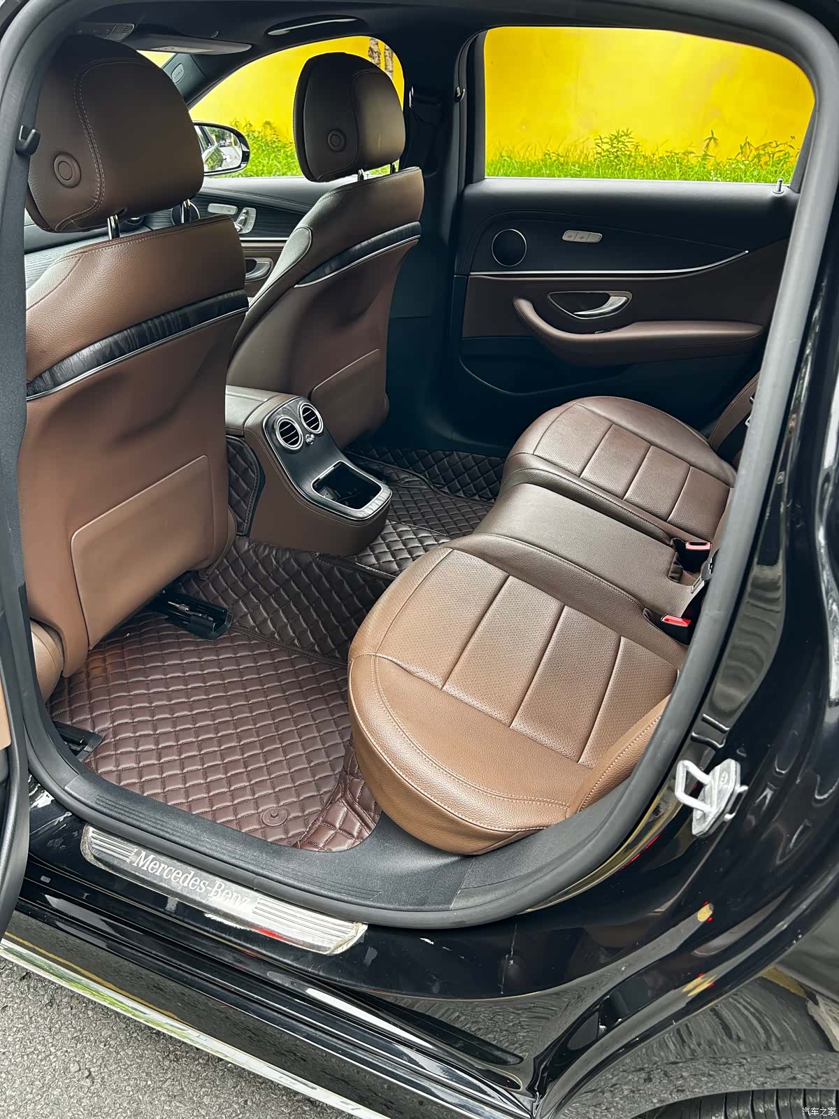 Mercedes-Benz E-Class, 2021 10