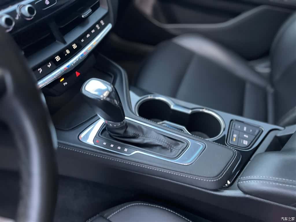 Cadillac CT4, 2021 23
