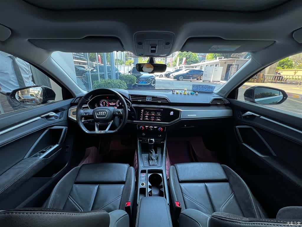 Audi Q3, 2021 9