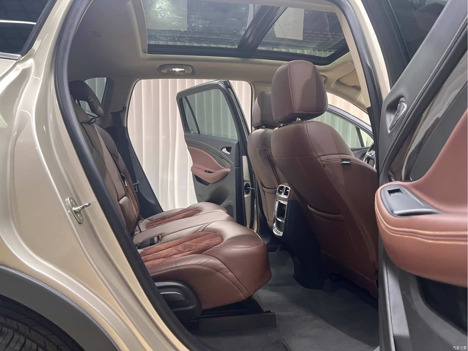 Buick Envision Plus, 2017 11