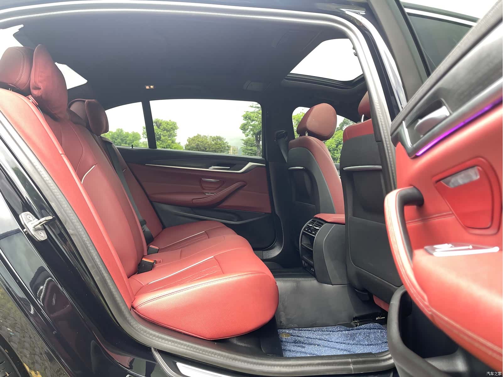 BMW 5 Series, 2023 14