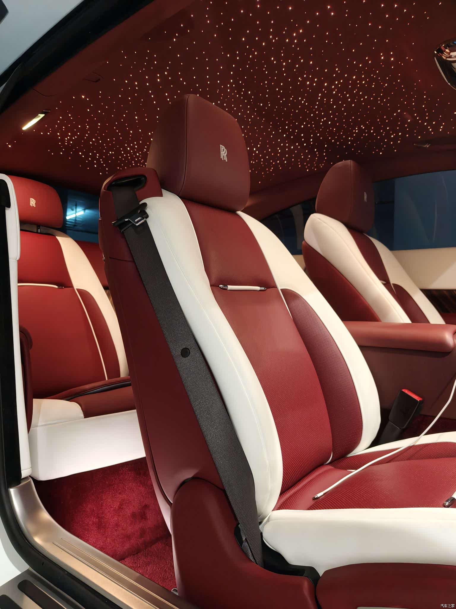 Rolls-Royce Wraith, 2015 6