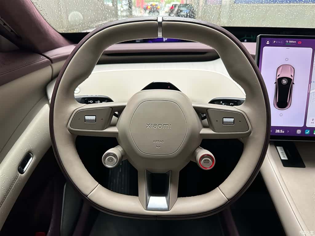 Xiaomi YU7, 2025 12