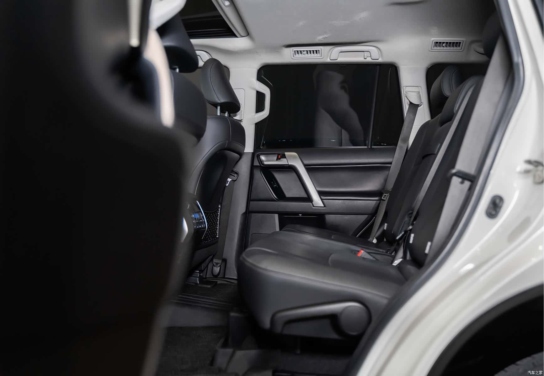 Toyota Prado, 2019 16