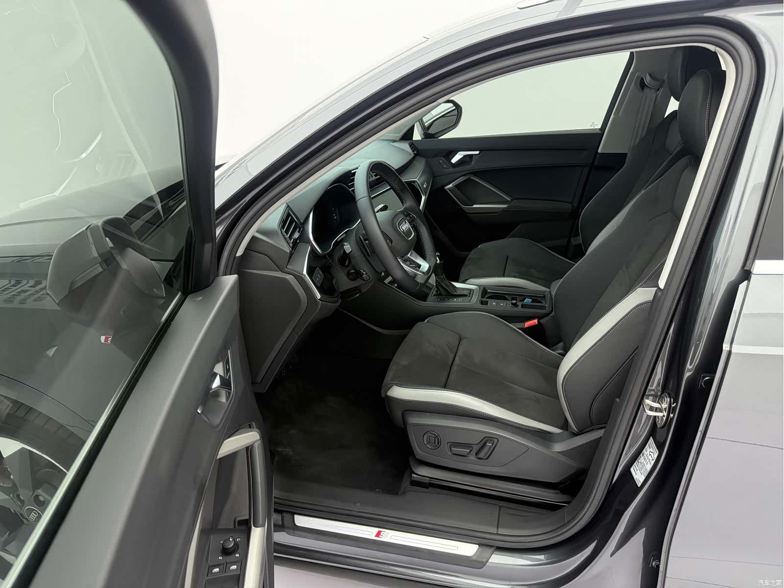 Audi Q3, 2022 22