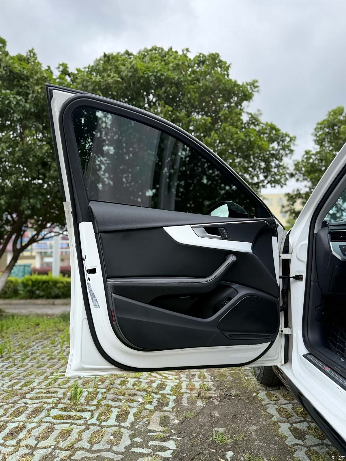 Audi A4L, 2022 9
