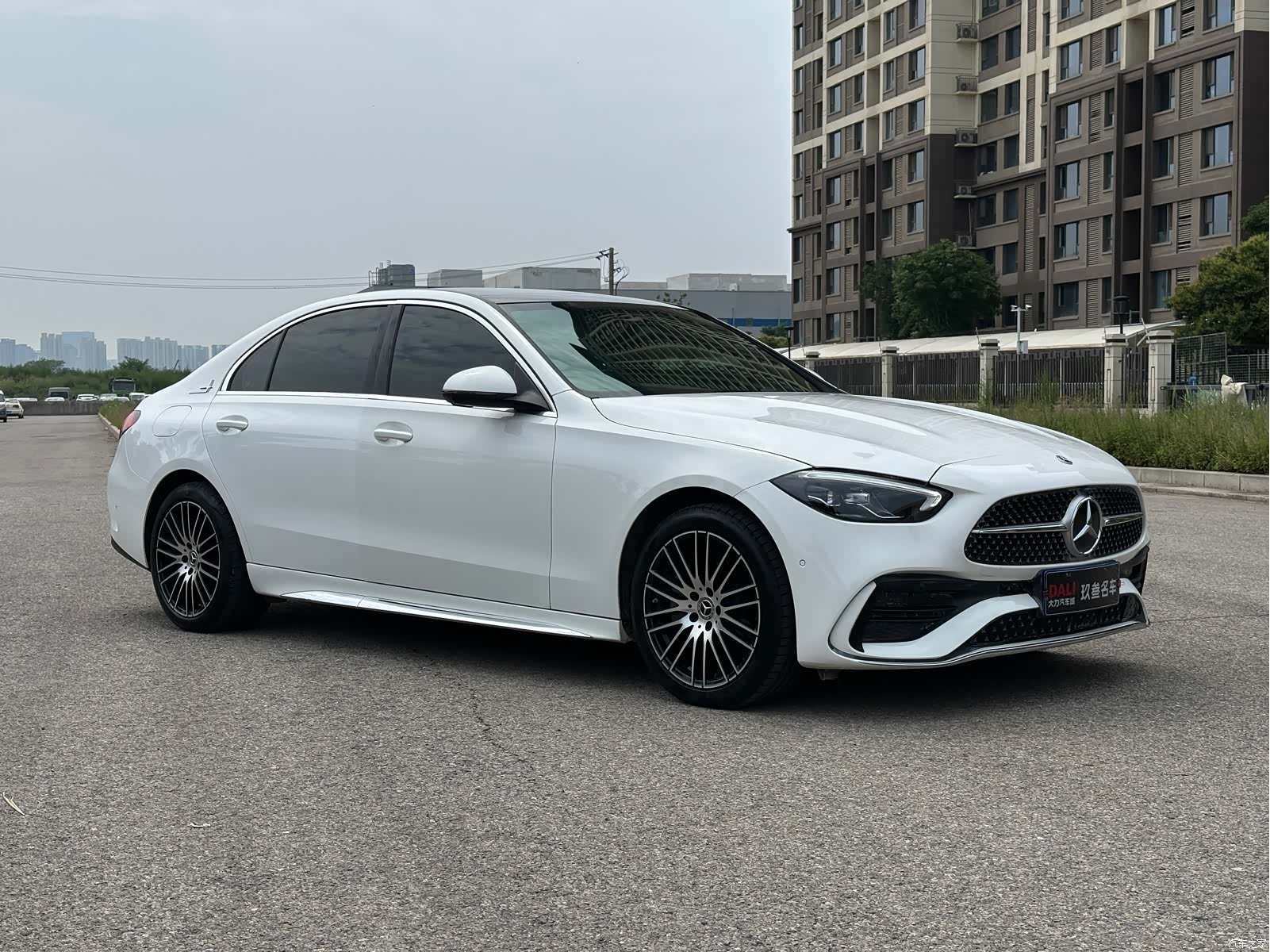Mercedes-Benz C-Class, 2024 3