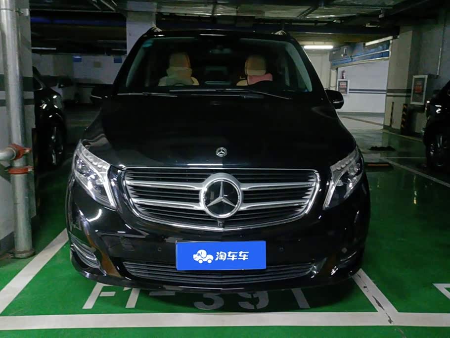 Mercedes-Benz V-class