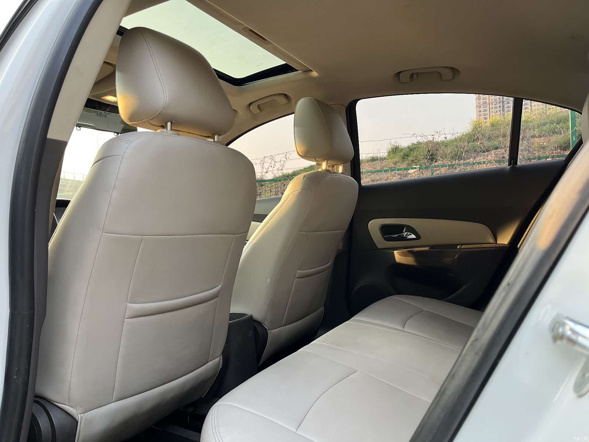Chevrolet SE, 2015 7