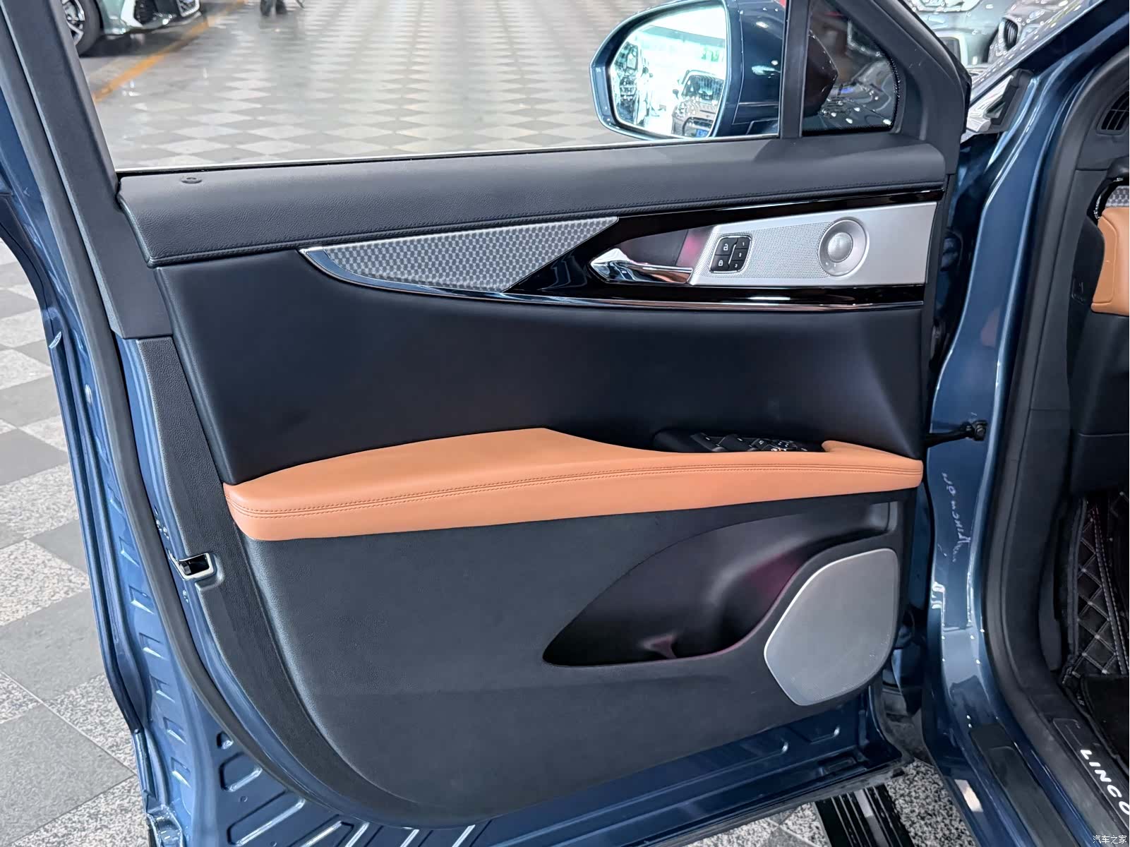 Lincoln Nautilus, 2021 11