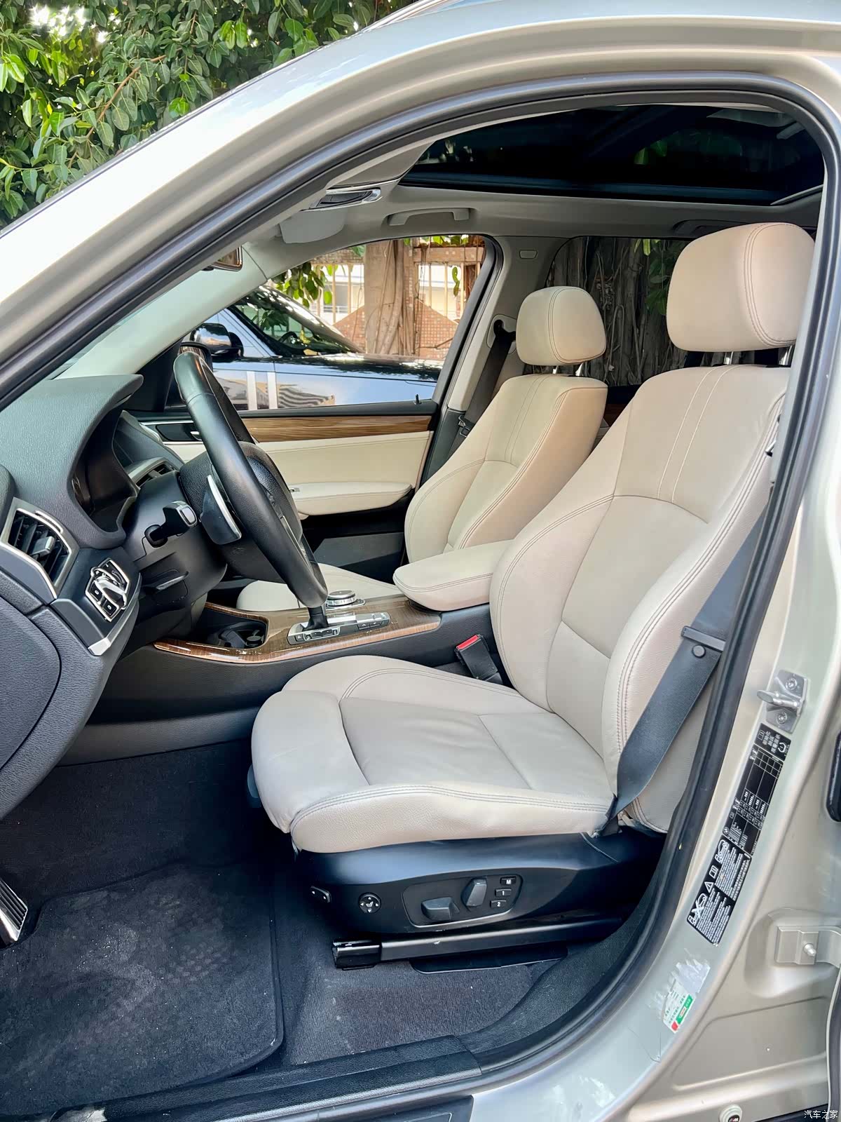 BMW X3, 2011 6