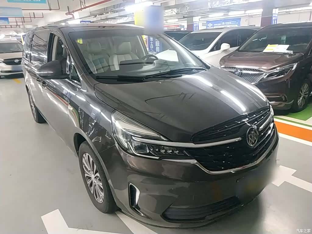 Buick GL8, 2020 4