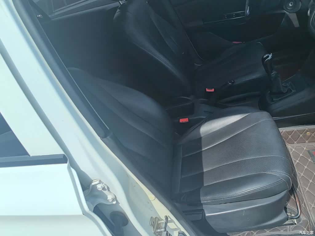Wuling 310, 2017 25