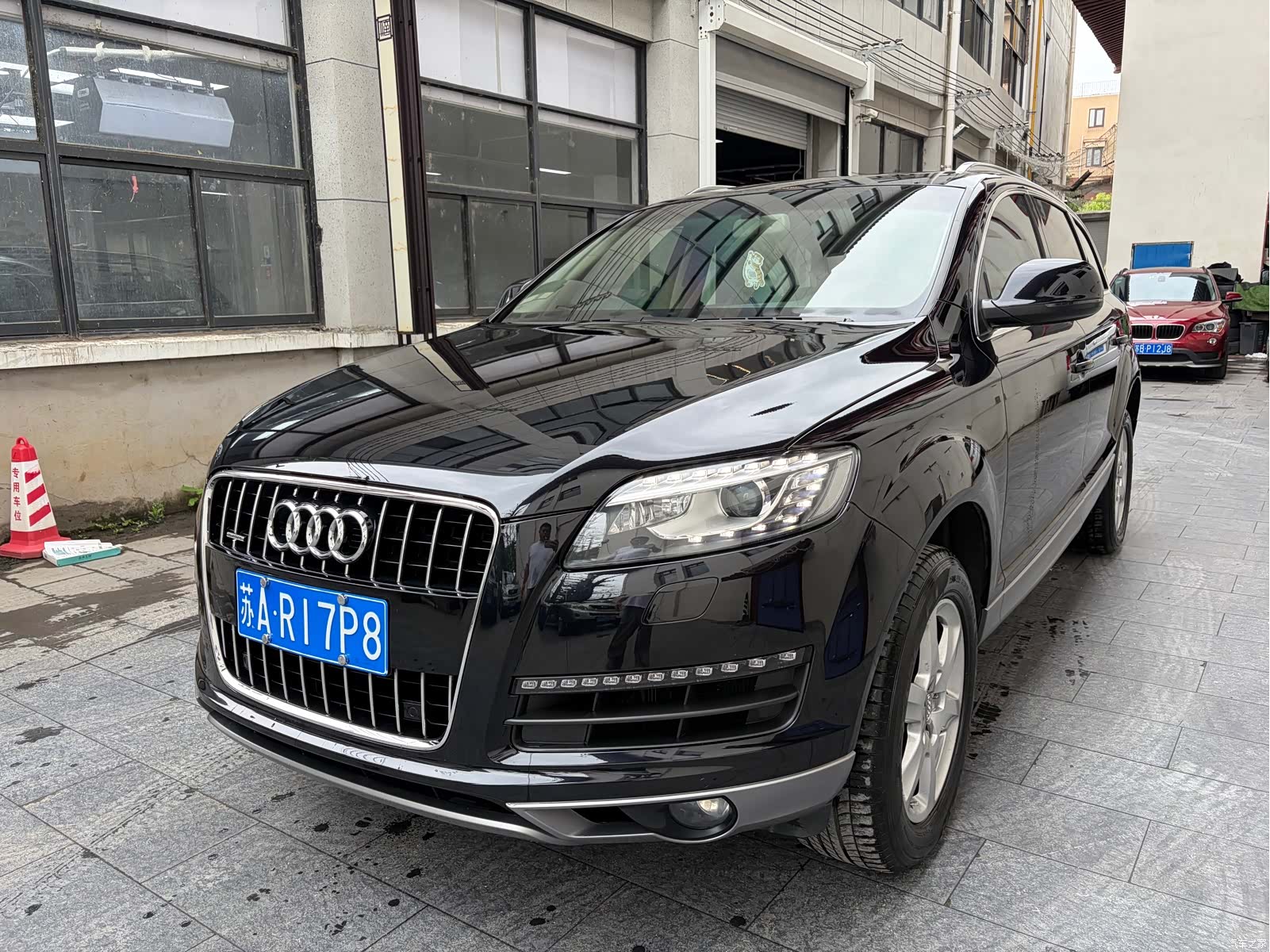 Audi Q7, 2014 1