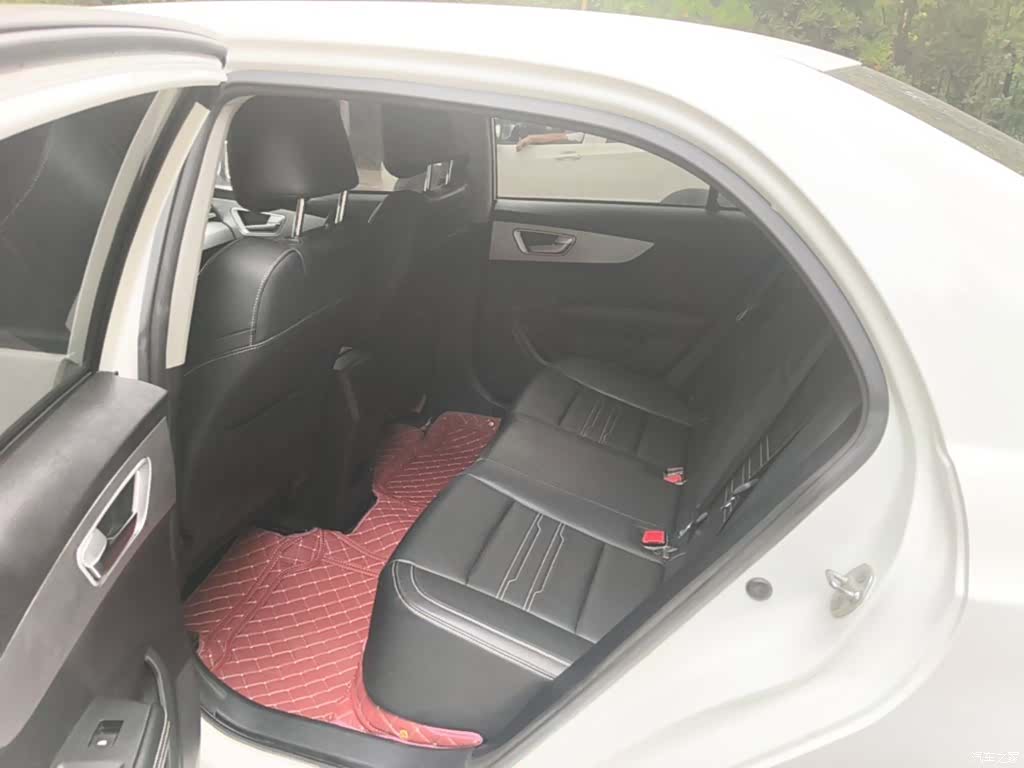 BYD Qin, 2021 17
