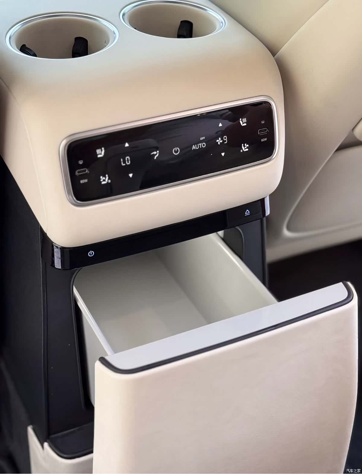 Li Auto MEGA, 2024 9