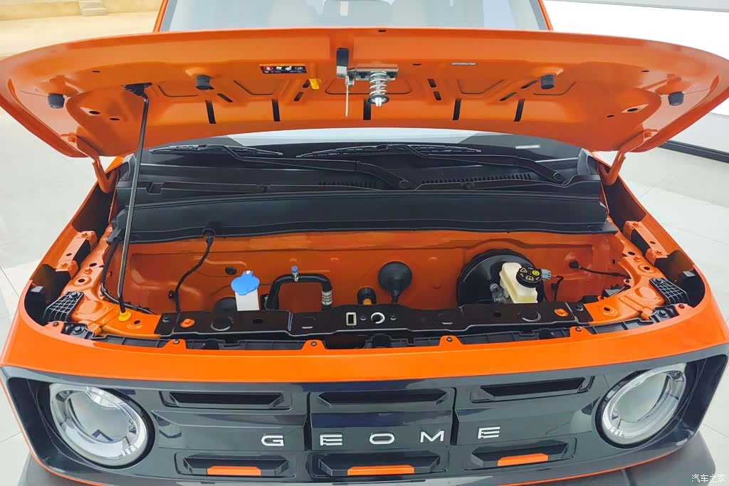 Geely Panda, 2025 10