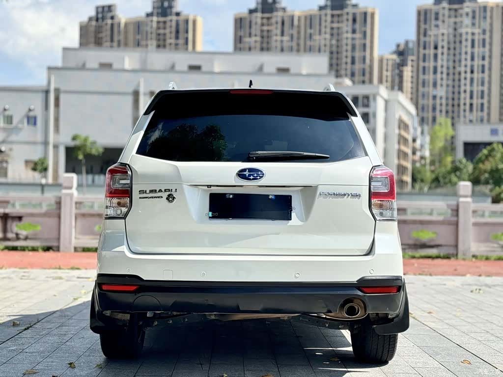 Subaru Forester, 2017 все фото