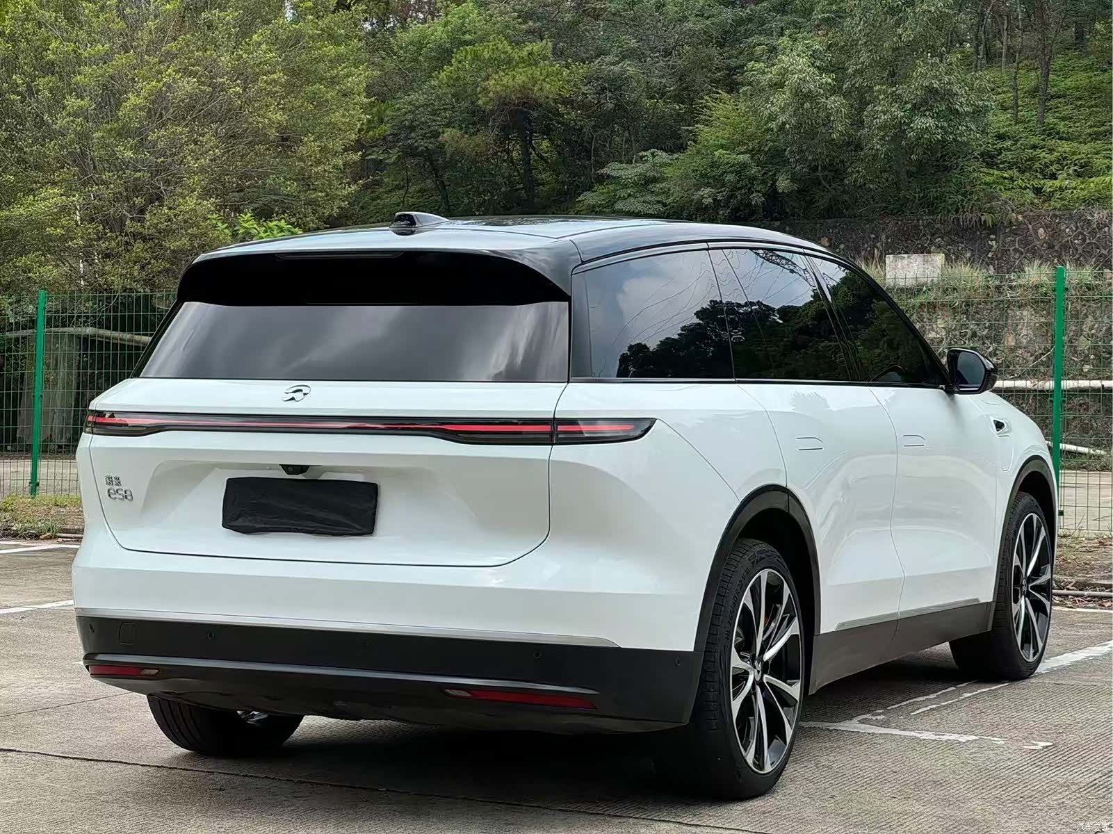 NIO ES8, 2023 17