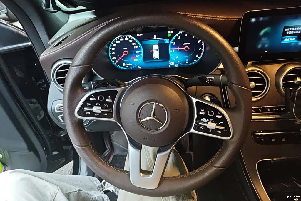 Mercedes-Benz GLC, 2021 15