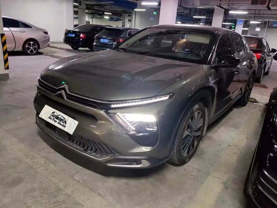 Citroen Versailles C5 X