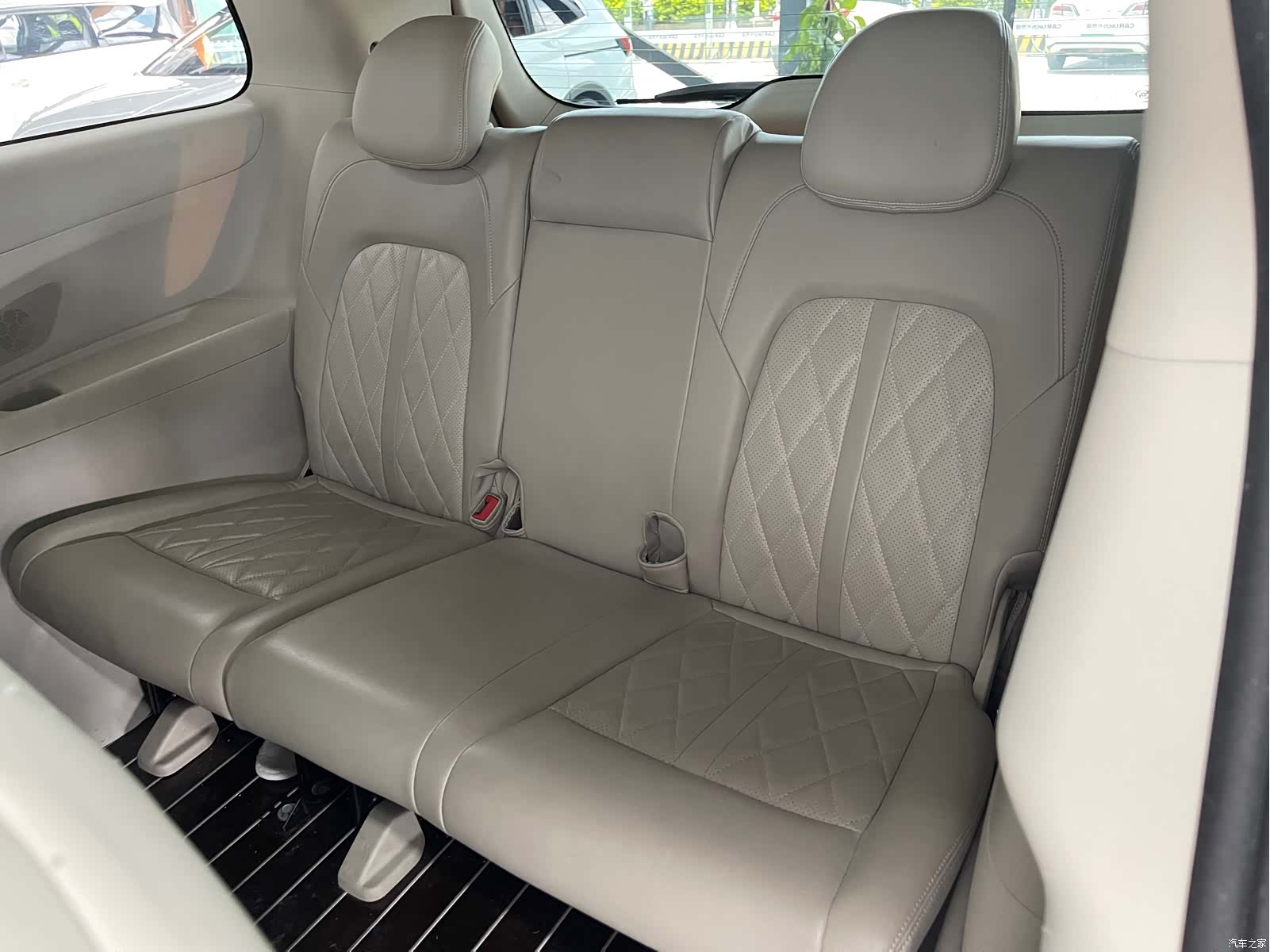 Buick GL8, 2019 11