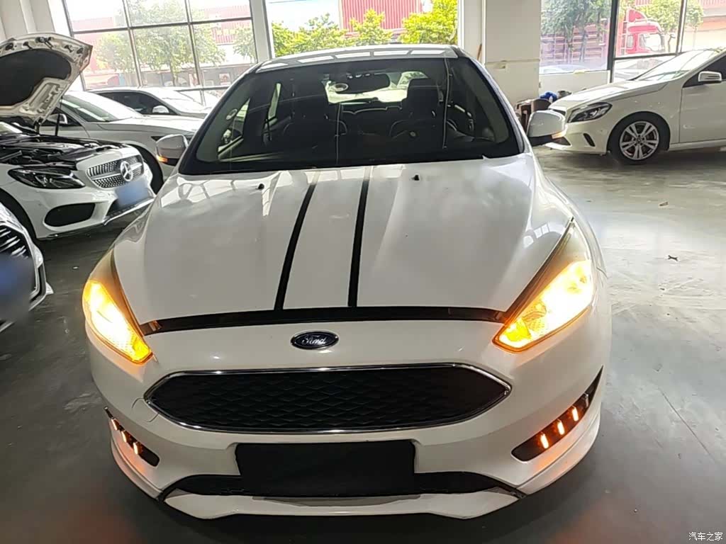Ford Focus, 2018 3