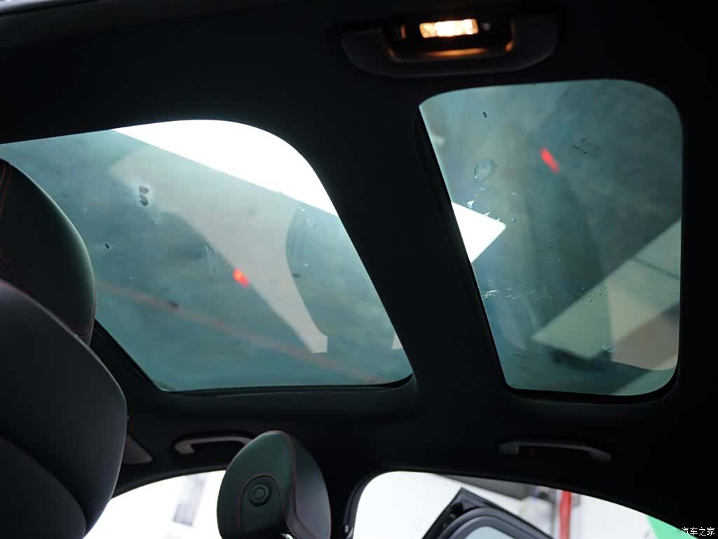 Mercedes-Benz E-Class, 2023 39