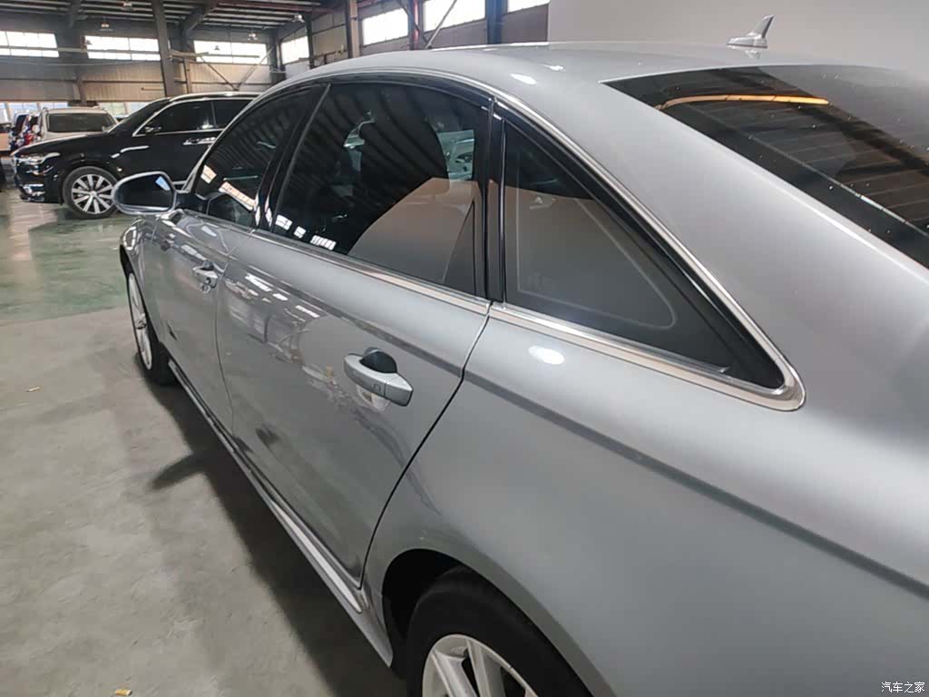 Audi A6L, 2018 все фото