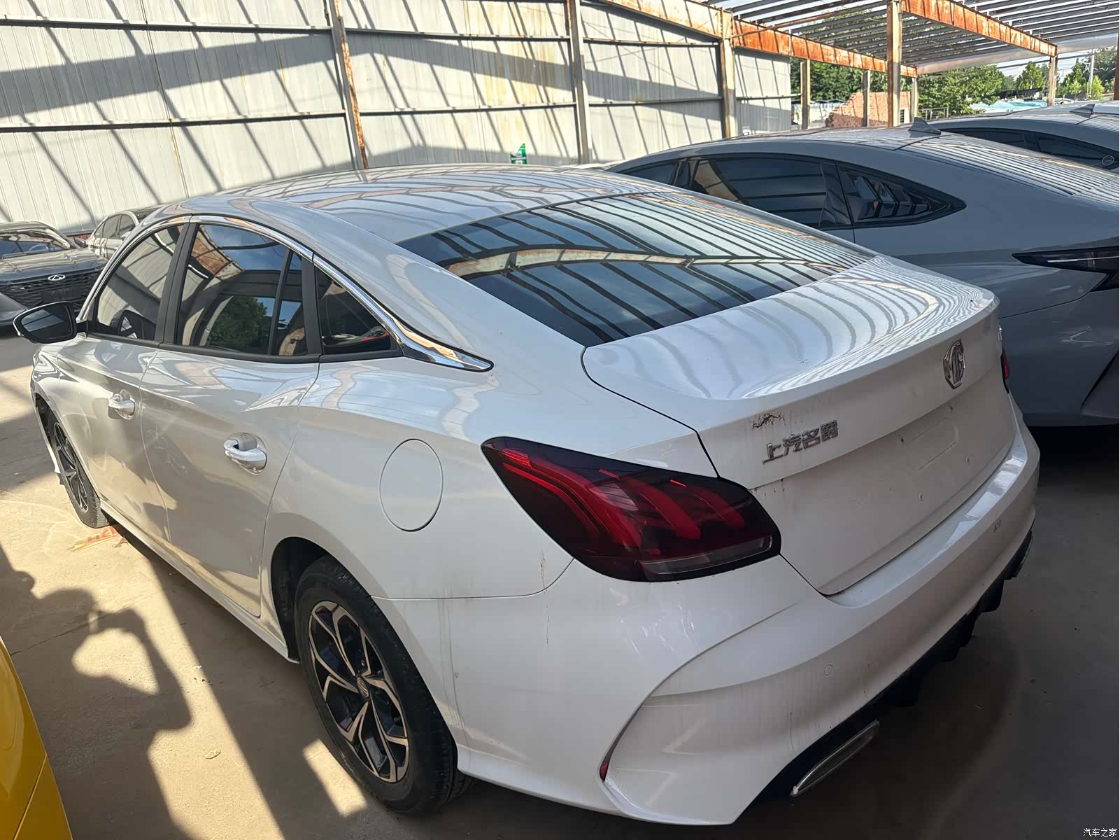 MG MG5, 2021 9