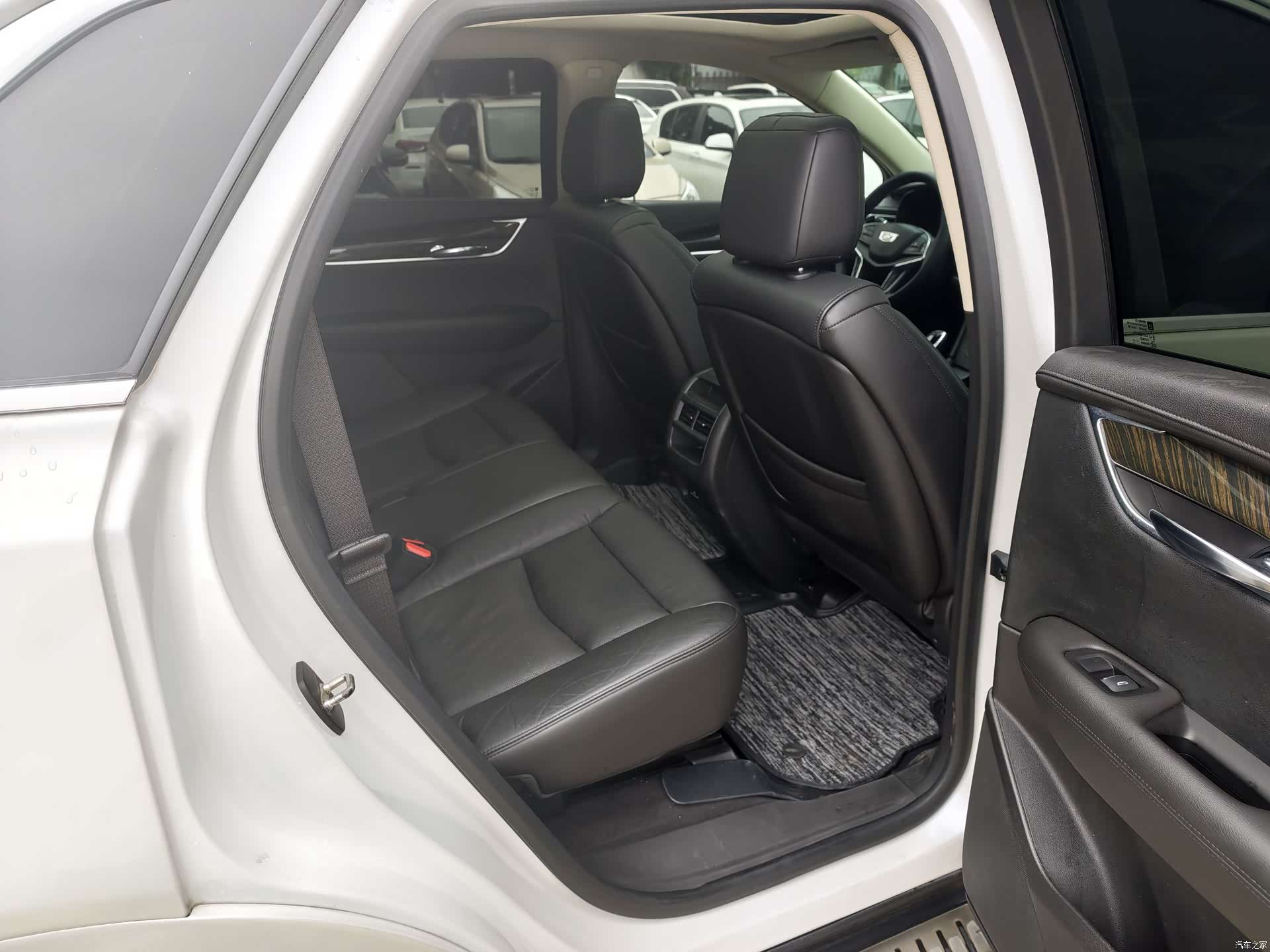 Cadillac XT5, 2017 9