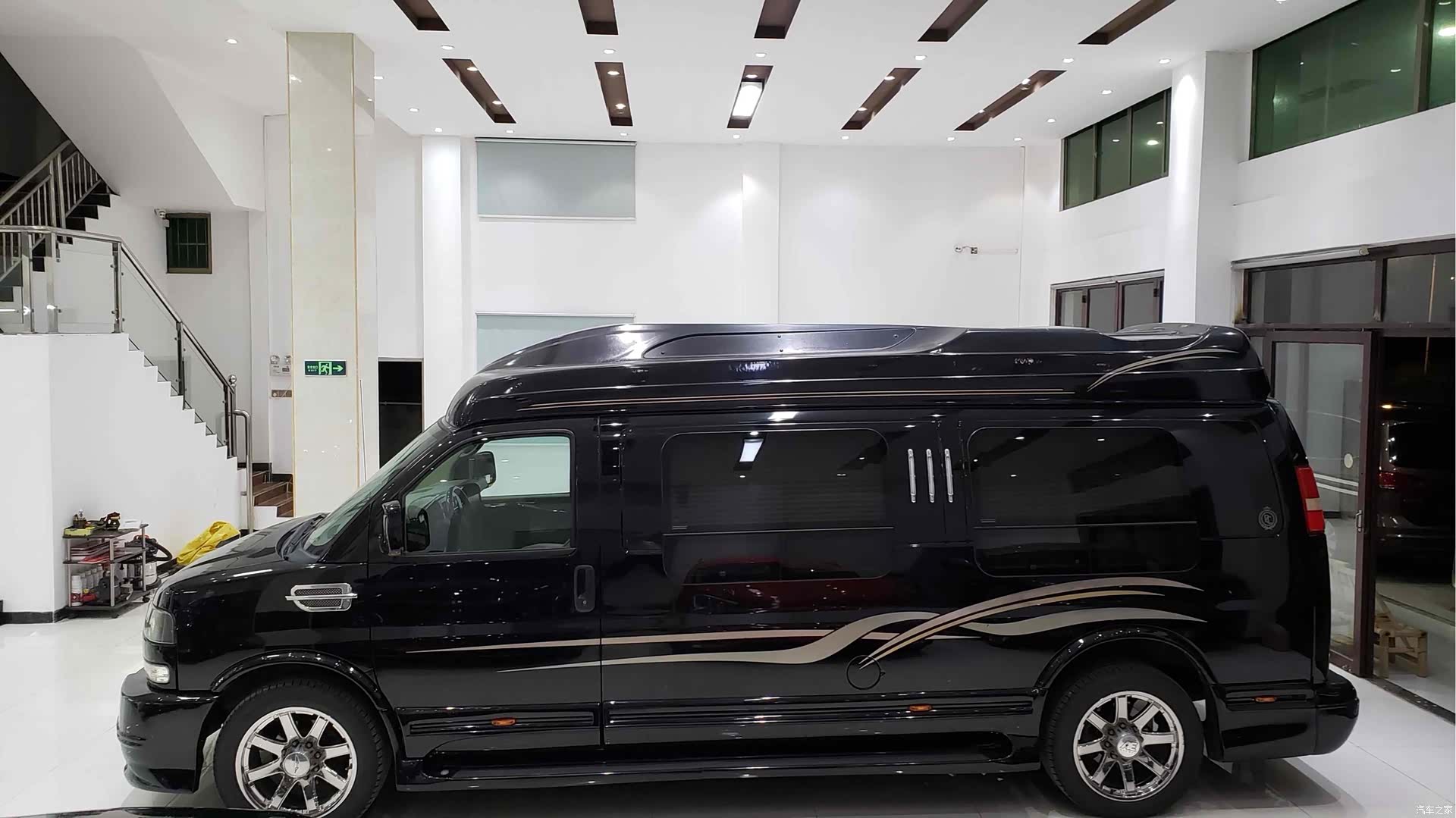 GMC SAVANA, 2017 26