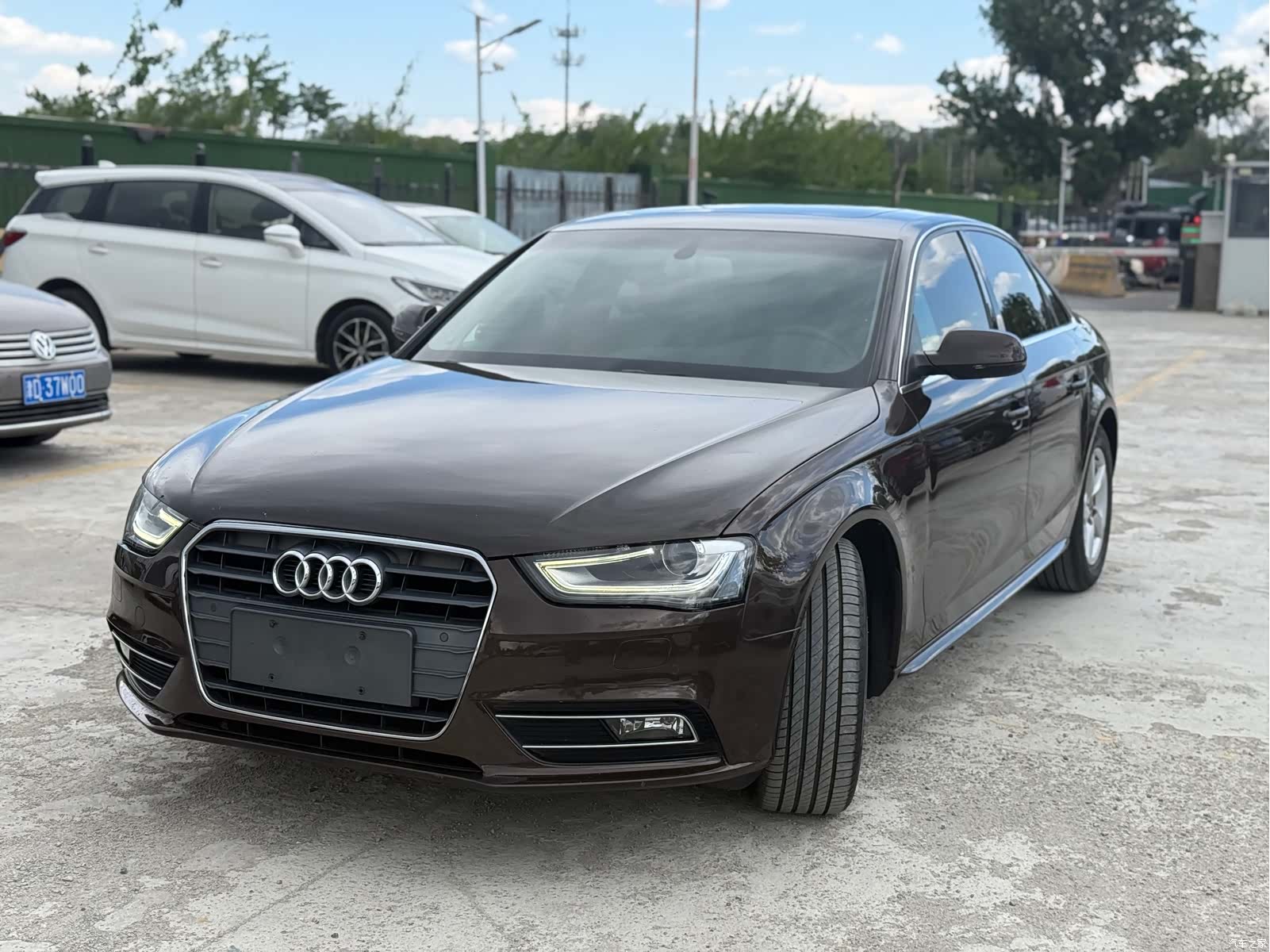 Audi A4L, 2015 1